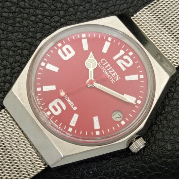 Vintage 1982 Citizen Automatic Mens Silver Watch W/daydate & Red accents - Picture 6 of 9